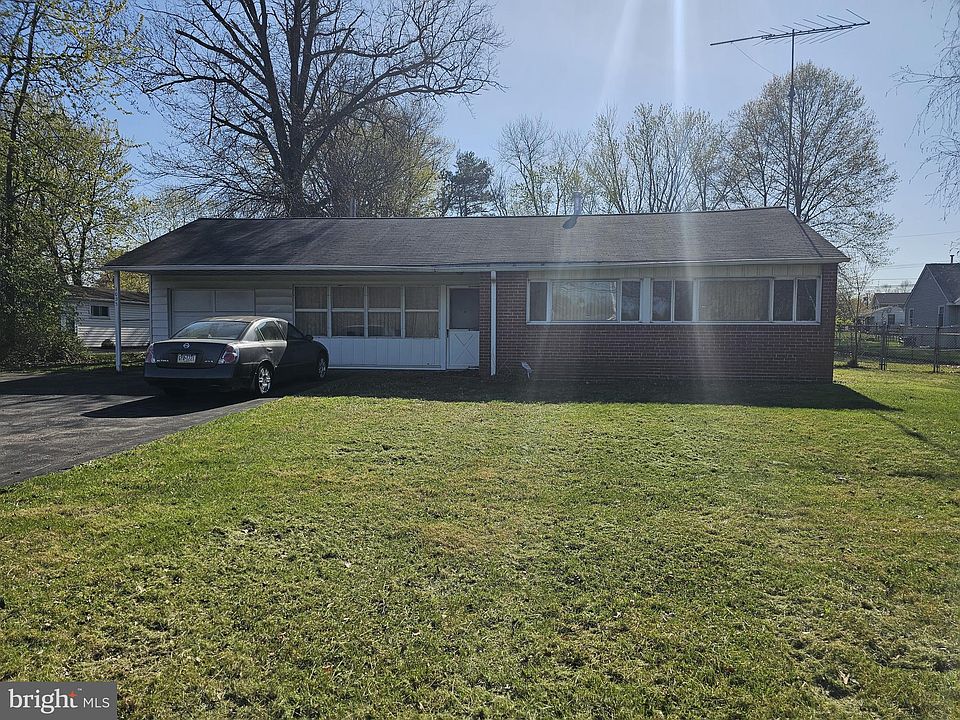 2nd image of 1035 Germantown Pike