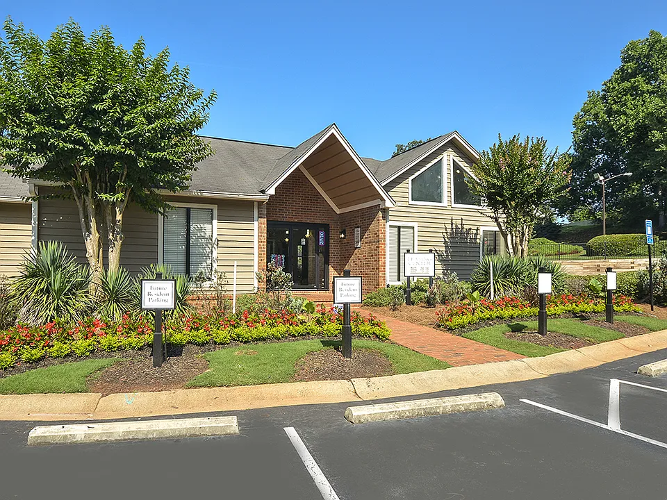 Ashland Pines Apartments