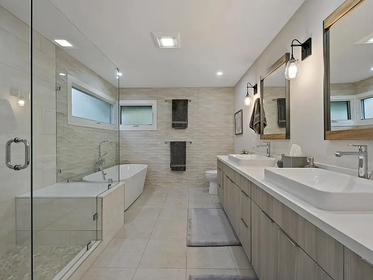 29 Eugenia Ln — Photo 23