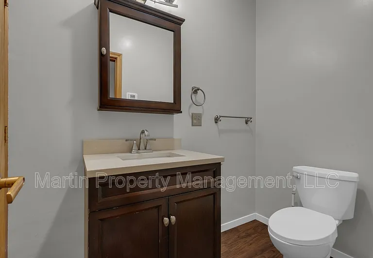 52 Rayburn Rd — Photo 15