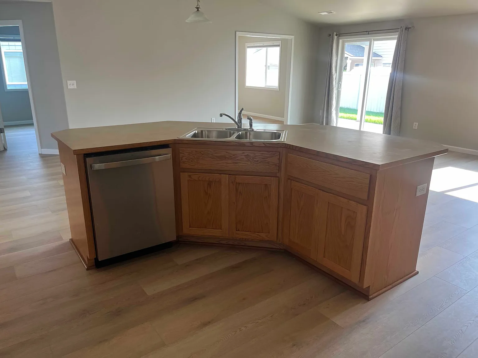 5309 Arthur Ln — Photo 4