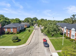 27201 W Canfield St #9-110S, Dearborn Heights, MI 48127