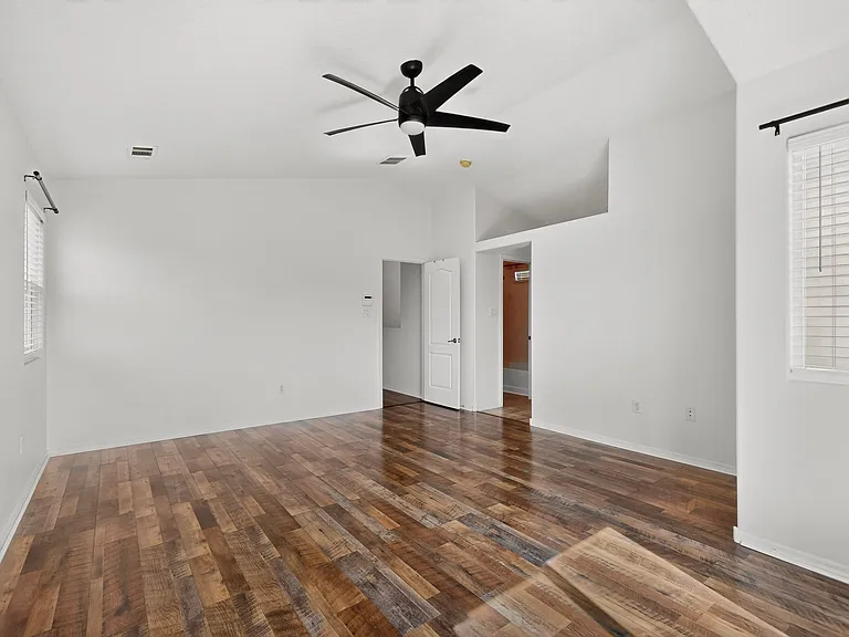 2323 Margarita Dr SE — Photo 25