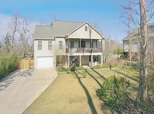 922 E 1st Ave, Covington, LA 70433