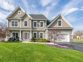 42 Armetale Luster, Webster, NY 14580