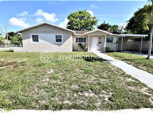 330 NW 196th St, Miami Gardens, FL 33169
