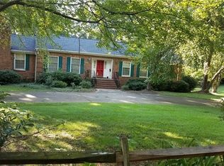 9925 College View Ln, Charlotte, NC 28262