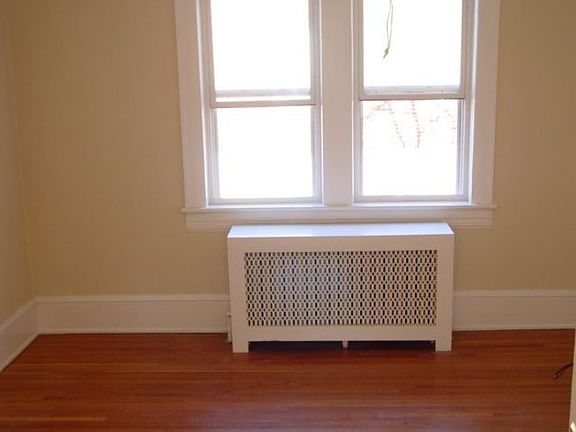 4th image of 2817 Huntington Blvd NW