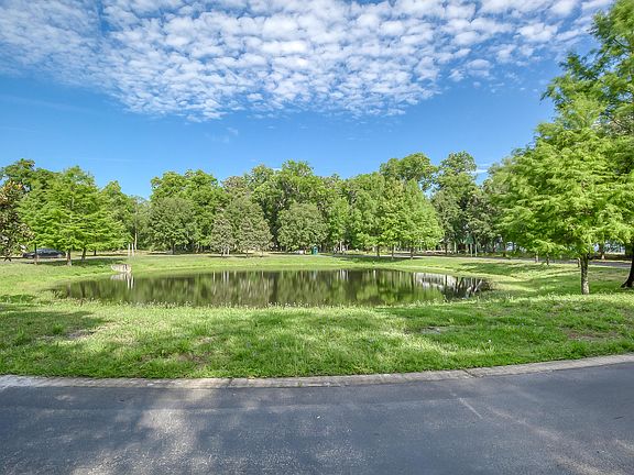 5th image of 4120-1 Riverview Cir