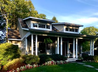 333 S Lakeshore Dr, Holland, MI 49424
