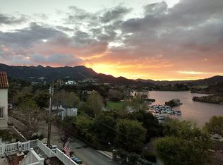 432 E Upper Lake Rd, Thousand Oaks, CA 91361