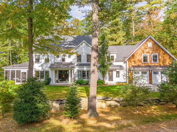 45 Blackberry Lane, Yarmouth, ME 04096