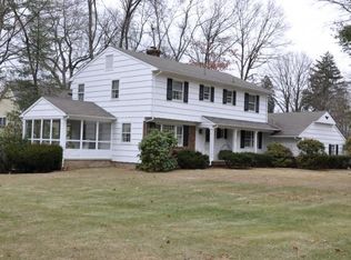 525 Wyckoff Ave, Wyckoff, NJ
