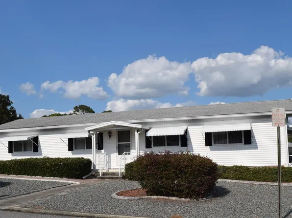 8022 Country Club Dr, Brooksville, FL 34613