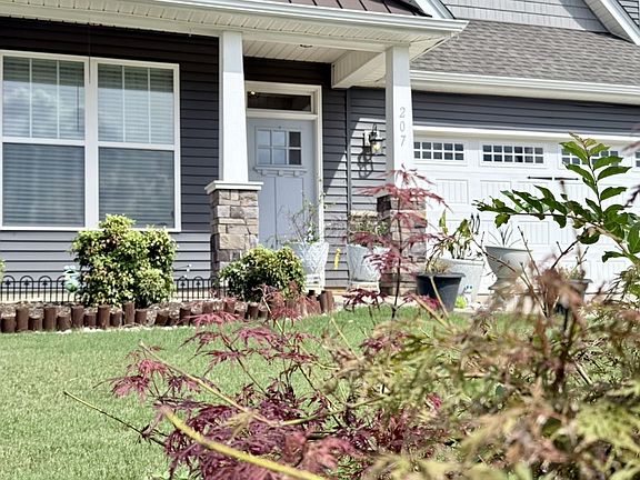 5th image of 207 Freehold Way