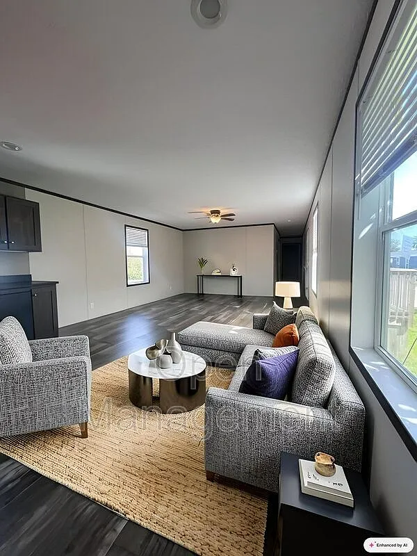 3 bed, 2.0 bath, 1216 sqft, $1,199 — Photo 3