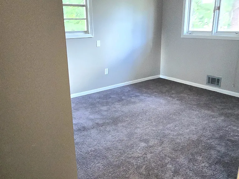 5686 Skyland Dr — Photo 6