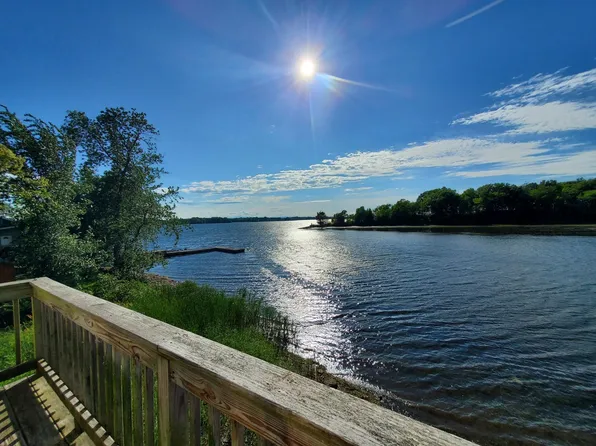 5281 Us Route 2, North Hero, VT 05474