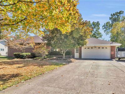 39655 Carol Ln, Elyria, OH, 44035
