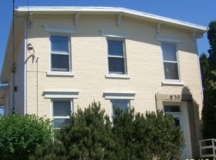 630 S Johnson St APT 1, Iowa City, IA 52240