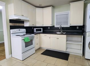 11447 128th St, Surrey, BC V3R 2X2