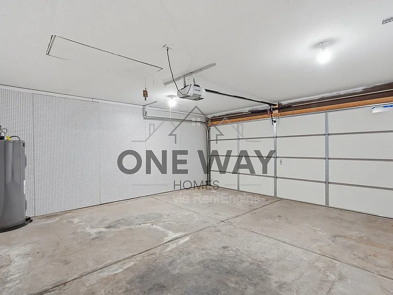 5749 S Farmer Ave — Photo 34
