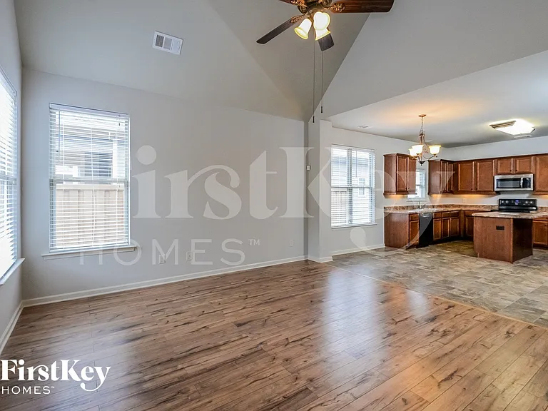 235 Sterling Pl — Photo 3
