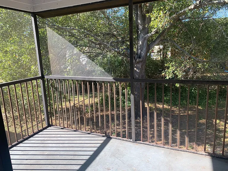 2522 S Oak Ave — Photo 7