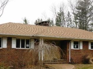 100 Lambertville Hopewell Rd, Hopewell, NJ 08525