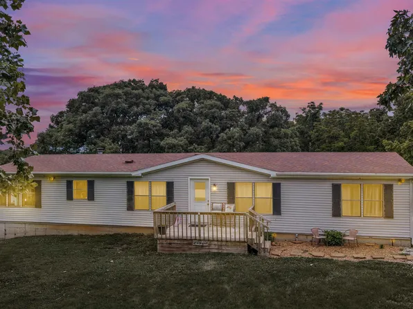 31243 Lee Rd, Sedalia, MO 65301