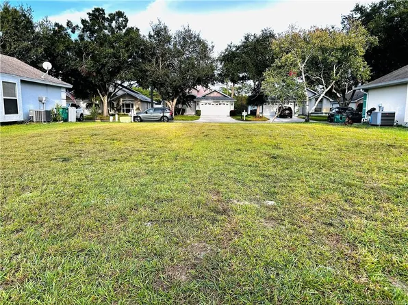 8249 Maidencane Pl, Port Saint Lucie, FL 34952