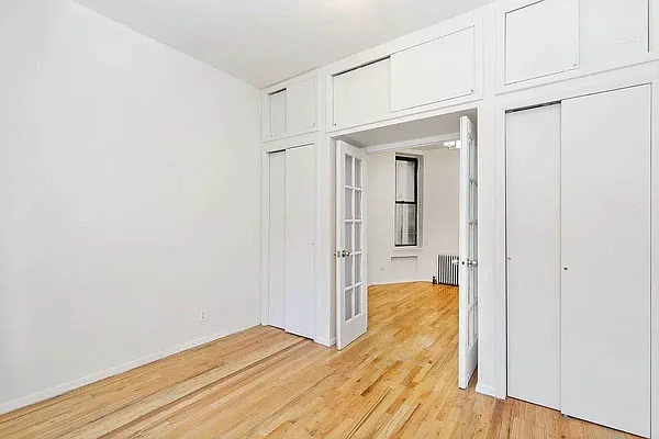 Rented by Jonis Realty | media 4