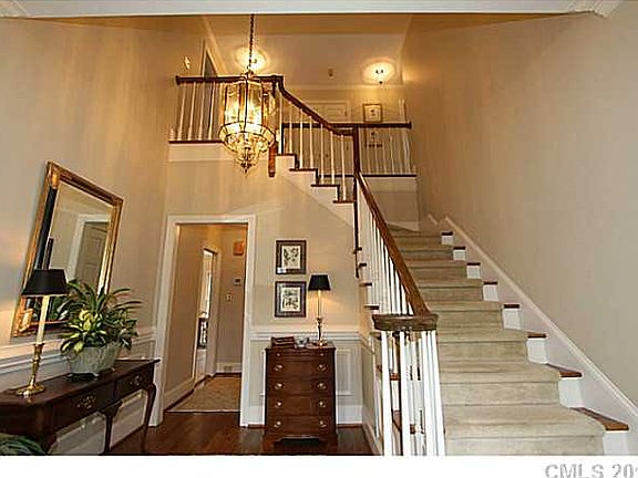 5th image of 7415 Saint Clair Dr