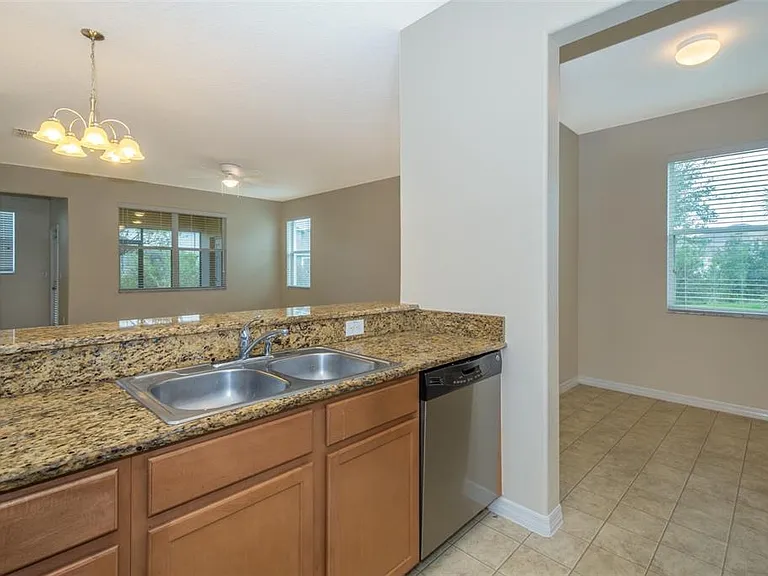 3090 Rodrick Cir — Photo 10