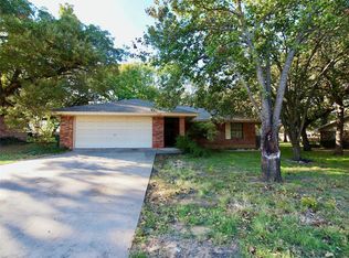 3106 Lipsey St, Decatur, TX 76234