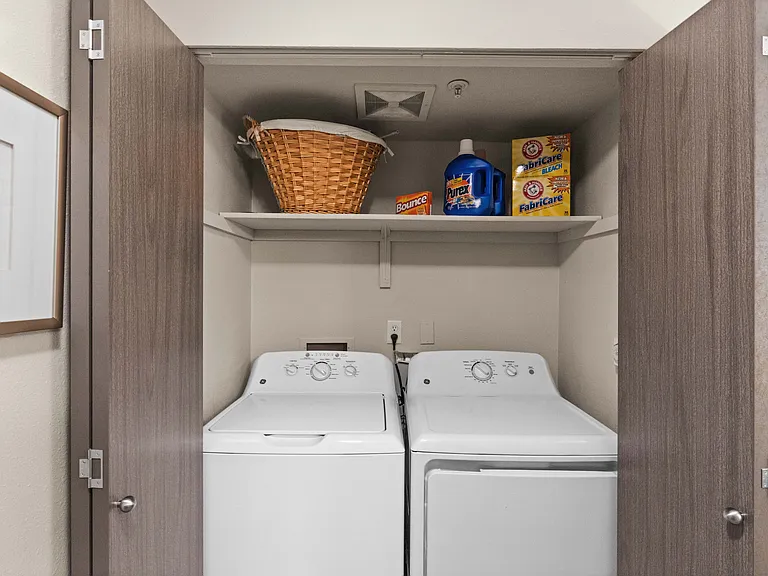 Laundry Closet Model