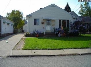 3801 Theota Ave, Parma, OH 44134
