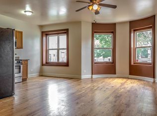 6035 S Prairie Ave, Chicago, IL 60637