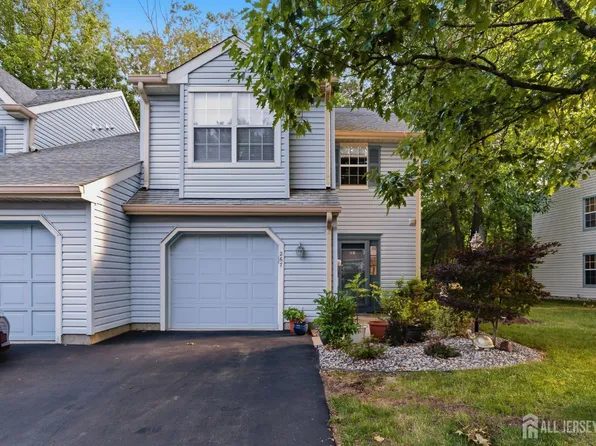 267 Century Way, Manalapan, NJ 07726