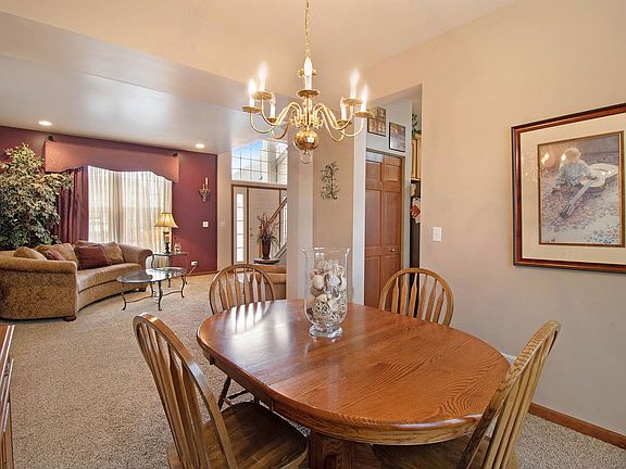 3rd image of 13041 Bradford Ln