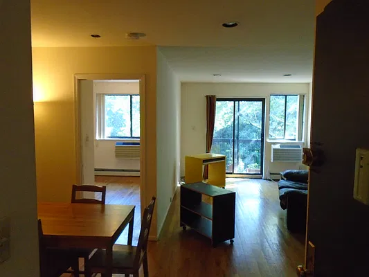 Rented by 18 REALTY | media 6