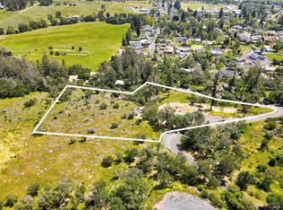 3577 Deer Trail Road, Santa Rosa, CA 95404