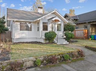 5826 N Moore Ave, Portland, OR 97217