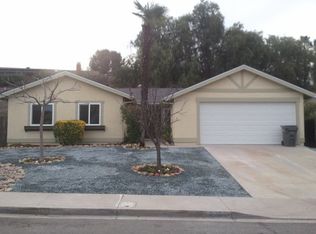 10365 Settle Rd, Santee, CA 92071