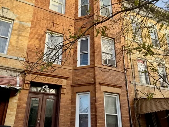 175 Chestnut Street image 1 of 7