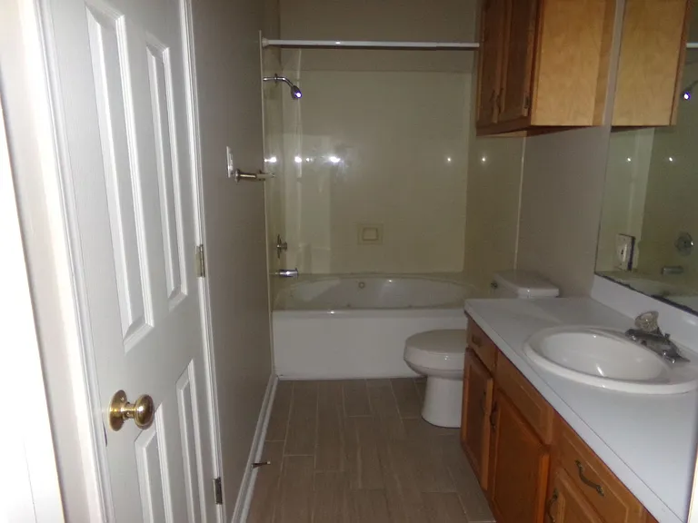 903 Cook St — Photo 11