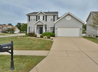 951 Daffodil Ridge Dr, O'Fallon, MO 63366