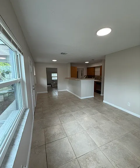 5315 Mesa Way — Photo 5