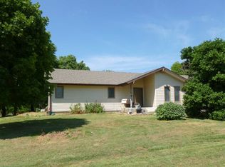 116 Blue Mill Rd, Kearney, NE 68847