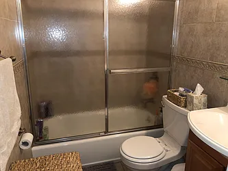 Rented by R New York